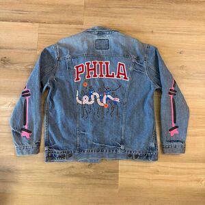 Levis X Gianni Lee Studio Phila 76ers Blue Denim Jacket Size XXL Rare Grail Hype